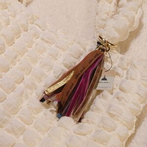 [Niko and...] Ribbon Logo Keychain With Tag Price for ONE